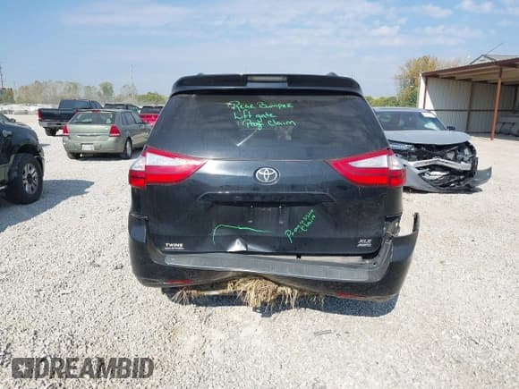 ✅ 2016 Toyota Sienna XLE • VIN: 5TDDK3DC7GS130415 • Lot: 43214462. Listed on IAAI with 191,390 mi. Free auction sales archive from the USA and detailed vehicle history report at DreamBid. Image 16.