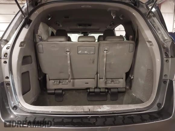 ✅ 2014 Honda Odyssey EX-L • VIN: 5FNRL5H60EB034923 • Lot: 43637432. Wystawiony na IAAI z przebiegiem 148 620 mil. Bezpłatny archiwum sprzedaży aukcyjnych z USA i szczegółowy raport historii pojazdu na DreamBid. Zdjęcie 17.