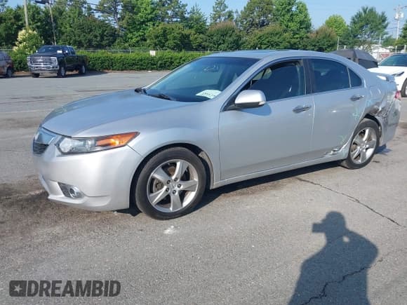 ✅ 2011 Acura TSX • VIN: JH4CU2F69BC016528 • Lot: 42413585. Listed on IAAI with 183,464 mi. Free auction sales archive from the USA and detailed vehicle history report at DreamBid. Image 17.