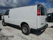 ✅ 2015 Chevrolet Express Cargo • VIN: 1GCWGFCF9F1233046 • Lot: 71058955. Wystawiony na Copart z przebiegiem 212 481 mil. Bezpłatny archiwum sprzedaży aukcyjnych z USA i szczegółowy raport historii pojazdu na DreamBid. Zdjęcie 2.