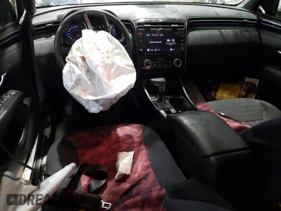 2023 Hyundai Santa Cruz SE z VIN 5NTJA4AE9PH049103, wystawiony jako Copart lot #42379435 z przebiegiem 27 793 mil mil oraz Szkoda całkowita • Salvage title. Historia ofert i sprzedaży dostępna na DreamBid. Obrazek 8.