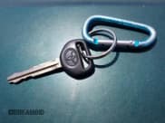 ✅ 1998 Toyota RAV4 • VIN: JT3HP10V8W0194774 • Lot: 42829992. Wystawiony na IAAI z przebiegiem Nie podano. Bezpłatny archiwum sprzedaży aukcyjnych z USA i szczegółowy raport historii pojazdu na DreamBid. Zdjęcie 11.