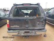 ✅ 2002 Chevrolet Suburban LS • VIN: 3GNEC16Z42G281945 • Лот: 41419037. Опубликован ранее на IAAI с пробегом 203 928 миль. Бесплатный доступ к архиву аукционных продаж из США и подробный отчёт об истории автомобиля на DreamBid. Изображение 17.