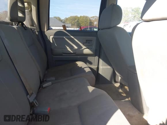 ✅ 2006 Dodge Dakota SLT • VIN: 1D7HE48K06S652752 • Лот: 43773002. Опубликован ранее на IAAI с пробегом 226 329 миль. Бесплатный доступ к архиву аукционных продаж из США и подробный отчёт об истории автомобиля на DreamBid. Изображение 8.