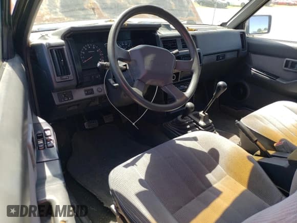 ✅ 1993 Nissan Frontier SE • VIN: 1N6HD16Y3PC380595 • Lot: 53983955. Listed on Copart with 241,016 mi. Free auction sales archive from the USA and detailed vehicle history report at DreamBid. Image 8.