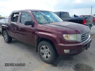 ✅ 2013 Honda Ridgeline RT • VIN: 5FPYK1F24DB009777 • Лот: 43052379. Опубликован ранее на IAAI с пробегом 233 015 миль. Бесплатный доступ к архиву аукционных продаж из США и подробный отчёт об истории автомобиля на DreamBid. Изображение 1.