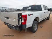 ✅ 2017 Ford F-250 Lariat • VIN: 1FT7W2B66HED43288 • Lot: 42103949. Wystawiony na IAAI z przebiegiem 161 710 mil. Bezpłatny archiwum sprzedaży aukcyjnych z USA i szczegółowy raport historii pojazdu na DreamBid. Zdjęcie 4.