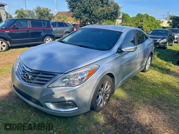 ✅ 2013 Hyundai Azera • VIN: KMHFG4JG0DA209856 • Lot: 95982105. Listed on Copart with 135,531 mi. Free auction sales archive from the USA and detailed vehicle history report at DreamBid. Image 2.