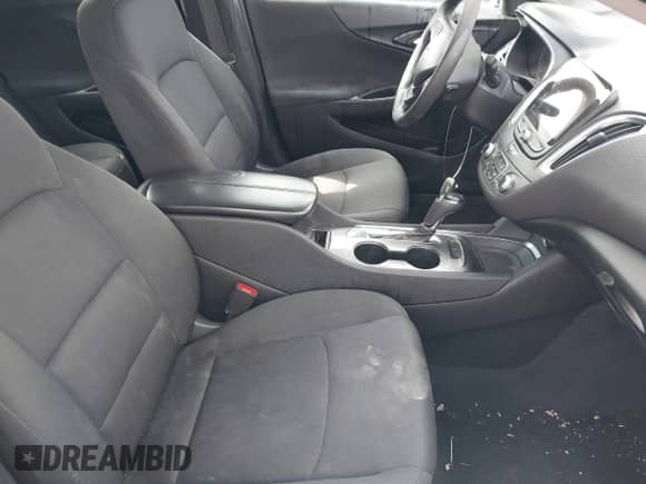 2020 Chevrolet Malibu LT with VIN 1G1ZD5ST3LF098810, listed as a IAAI auction lot 43438532 with 140,976 mi miles and . Bid and sale history available at DreamBid. Image 5.