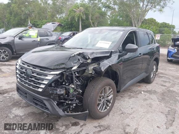 ✅ 2025 Nissan Rogue S • VIN: 5N1BT3AB2SC769839 • Lot: 42721810. Listed on IAAI with 8,477 mi. Free auction sales archive from the USA and detailed vehicle history report at DreamBid. Image 6.
