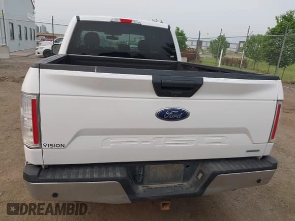 ✅ 2019 Ford F-150 XL • VIN: 1FTFX1E44KKD52335 • Lot: 42377492. Listed on IAAI with 240,524 mi. Free auction sales archive from the USA and detailed vehicle history report at DreamBid. Image 16.