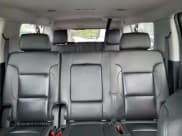 ✅ 2019 Chevrolet Suburban LT • VIN: 1GNSKHKC3KR143619 • Lot: 72528064. Wystawiony na Copart z przebiegiem 135 279 mil. Bezpłatny archiwum sprzedaży aukcyjnych z USA i szczegółowy raport historii pojazdu na DreamBid. Zdjęcie 10.