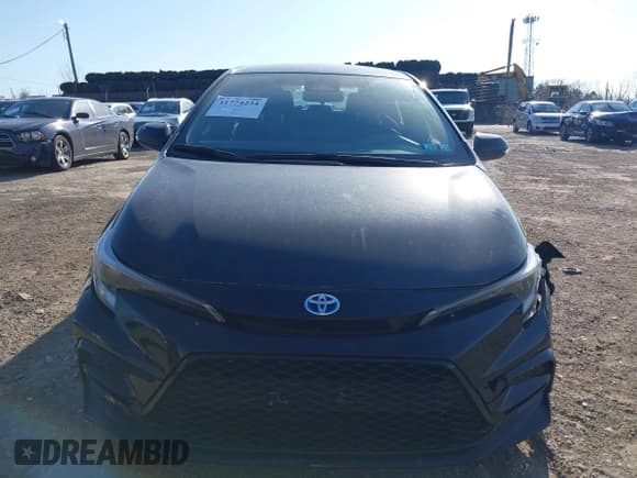 ✅ 2023 Toyota Corolla Hybrid LE • VIN: JTDBCMFE1P3025251 • Lot: 41774234. Wystawiony na IAAI z przebiegiem 52 482 mil. Bezpłatny archiwum sprzedaży aukcyjnych z USA i szczegółowy raport historii pojazdu na DreamBid. Zdjęcie 11.