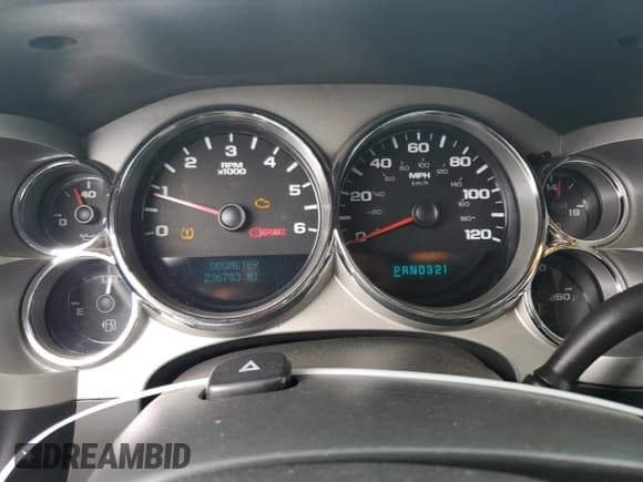 ✅ 2007 Chevrolet Silverado 1500 1LT • VIN: 1GCEC19C67Z540104 • Lot: 64767995. Wystawiony na Copart z przebiegiem 236 783 mil. Bezpłatny archiwum sprzedaży aukcyjnych z USA i szczegółowy raport historii pojazdu na DreamBid. Zdjęcie 9.