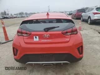 2020 Hyundai Veloster 2.0 z VIN KMHTG6AF8LU024571, wystawiony jako Copart lot #82219004 z przebiegiem Nie podano mil oraz Szkoda całkowita • Salvage title. Historia ofert i sprzedaży dostępna na DreamBid. Obrazek 6.
