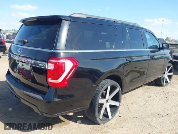 ✅ 2018 Ford Expedition Max XL • VIN: 1FMJK1GT4JEA53501 • Lot: 41822414. Wystawiony na IAAI z przebiegiem 60 352 mil. Bezpłatny archiwum sprzedaży aukcyjnych z USA i szczegółowy raport historii pojazdu na DreamBid. Zdjęcie 4.