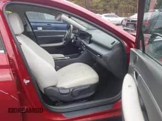 2024 Hyundai Sonata SEL z VIN KMHL14JA9RA350660, wystawiony jako IAAI lot #43565712 z przebiegiem 44 023 mil mil oraz . Historia ofert i sprzedaży dostępna na DreamBid. Obrazek 5.