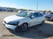 ✅ 2018 Honda Clarity Touring • VIN: JHMZC5F35JC012429 • Lot: 43386636. Wystawiony na IAAI z przebiegiem 77 998 mil. Bezpłatny archiwum sprzedaży aukcyjnych z USA i szczegółowy raport historii pojazdu na DreamBid. Zdjęcie 17.