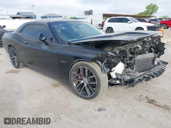 2018 Dodge Challenger R/T with VIN 2C3CDZBT0JH305691, listed as a IAAI auction lot 42813996 with 67,602 mi miles and . Bid and sale history available at DreamBid. Image 1.