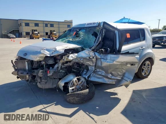 ✅ 2011 Kia Soul + • VIN: KNDJT2A26B7711106 • Lot: 84996785. Wystawiony na Copart z przebiegiem Nie podano. Bezpłatny archiwum sprzedaży aukcyjnych z USA i szczegółowy raport historii pojazdu na DreamBid. Zdjęcie 1.