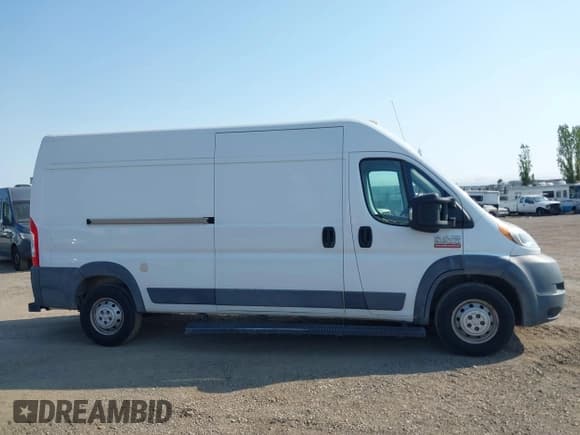 ✅ 2016 Ram ProMaster Cargo • VIN: 3C6TRVDG7GE128770 • Lot: 42604865. Wystawiony na IAAI z przebiegiem 131 183 mil. Bezpłatny archiwum sprzedaży aukcyjnych z USA i szczegółowy raport historii pojazdu na DreamBid. Zdjęcie 13.