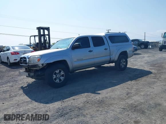 ✅ 2006 Toyota Tacoma • VIN: 5TEMU52N16Z154351 • Lot: 41368741. Listed on IAAI with 279,186 mi. Free auction sales archive from the USA and detailed vehicle history report at DreamBid. Image 2.