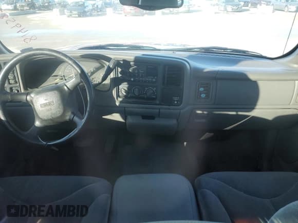 ✅ 2000 GMC Sierra 1500 SLE • VIN: 1GTEK14T5YZ346093 • Лот: 85654524. Опубликован ранее на Copart с пробегом 211 460 миль. Бесплатный доступ к архиву аукционных продаж из США и подробный отчёт об истории автомобиля на DreamBid. Изображение 8.