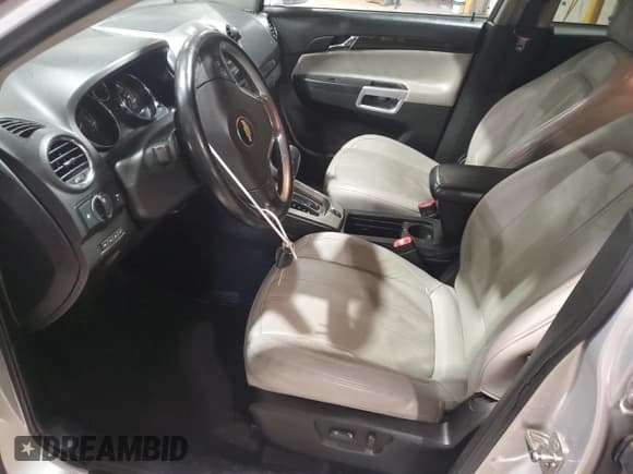 ✅ 2013 Chevrolet Captiva Sport LTZ • VIN: 3GNAL4EK3DS612499 • Lot: 46884585. Wystawiony na Copart z przebiegiem 58 086 mil. Bezpłatny archiwum sprzedaży aukcyjnych z USA i szczegółowy raport historii pojazdu na DreamBid. Zdjęcie 7.