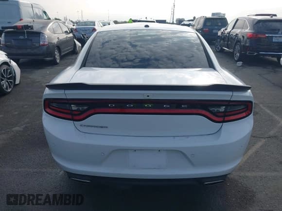 ✅ 2019 Dodge Charger SXT • VIN: 2C3CDXBG8KH720136 • Lot: 43278739. Listed on IAAI with 69,673 mi. Free auction sales archive from the USA and detailed vehicle history report at DreamBid. Image 16.