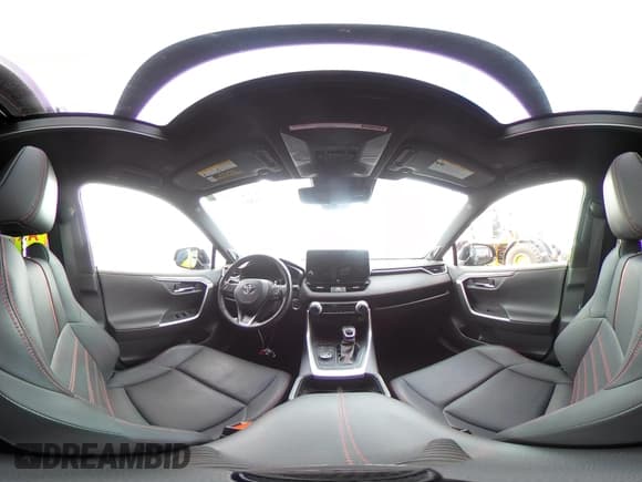 ✅ 2024 Toyota RAV4 XSE • VIN: JTMFB3FVXRD210278 • Лот: 43724617. Опубликован ранее на IAAI с пробегом 29 270 миль. Бесплатный доступ к архиву аукционных продаж из США и подробный отчёт об истории автомобиля на DreamBid. Изображение 19.