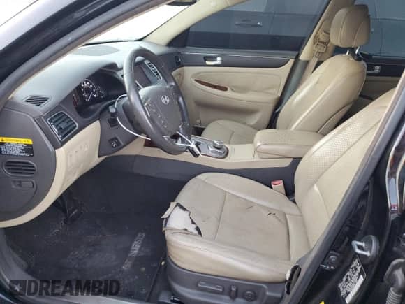 2012 Hyundai Genesis 3.8L z VIN KMHGC4DD8CU184980, wystawiony jako Copart lot #77123134 z przebiegiem 171 910 mil mil oraz Szkoda całkowita • Salvage title. Historia ofert i sprzedaży dostępna na DreamBid. Obrazek 7.