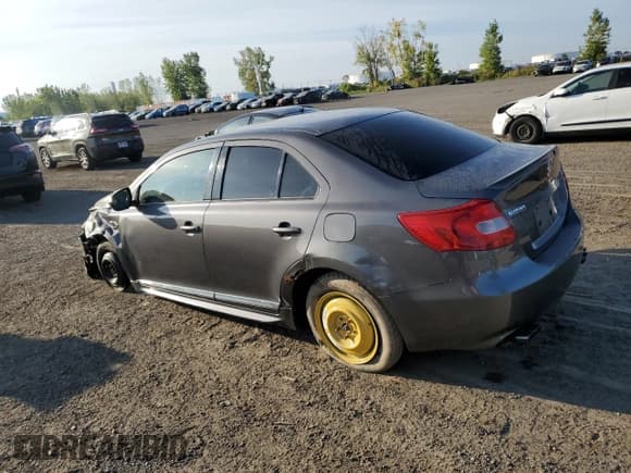 ✅ 2013 Suzuki Kizashi SLS Sport • VIN: JS2RF9A81D6100521 • Lot: 81032575. Wystawiony na Copart z przebiegiem 224 612 mil. Bezpłatny archiwum sprzedaży aukcyjnych z USA i szczegółowy raport historii pojazdu na DreamBid. Zdjęcie 2.