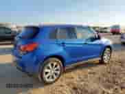 2015 Mitsubishi Outlander ES с VIN 4A4AP3AWXFE028915, выставлен на аукционе Copart как лот 84613635 с пробегом 104 068 миль миль и Списание • Salvage title. История ставок и продаж доступна на DreamBid. Изображение 3.