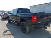✅ 2017 GMC Sierra 2500HD Denali • VIN: 1GT12UEY4HF248314 • Лот: 42013534. Опубликован ранее на IAAI с пробегом 236 218 миль. Бесплатный доступ к архиву аукционных продаж из США и подробный отчёт об истории автомобиля на DreamBid. Изображение 3.
