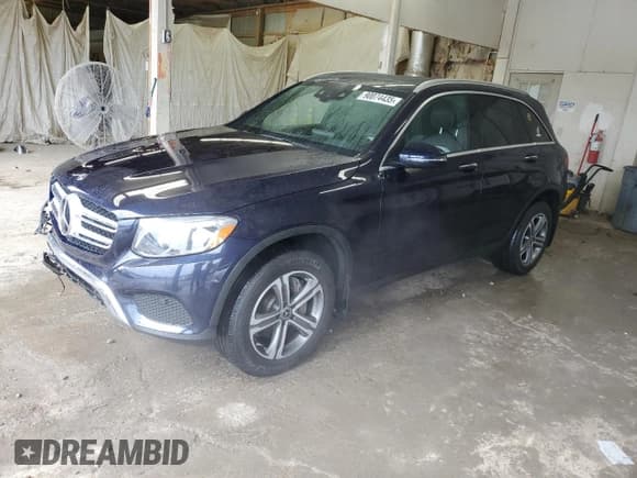 ✅ 2018 Mercedes-Benz GLC 300 • VIN: WDC0G4KB1JV026011 • Lot: 90074435. Wystawiony na Copart z przebiegiem 88 846 mil. Bezpłatny archiwum sprzedaży aukcyjnych z USA i szczegółowy raport historii pojazdu na DreamBid. Zdjęcie 1.