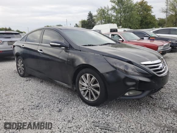 ✅ 2014 Hyundai Sonata SE • VIN: 5NPEC4AC6EH890110 • Lot: 71944974. Listed on Copart with 187,187 mi. Free auction sales archive from the USA and detailed vehicle history report at DreamBid. Image 4.