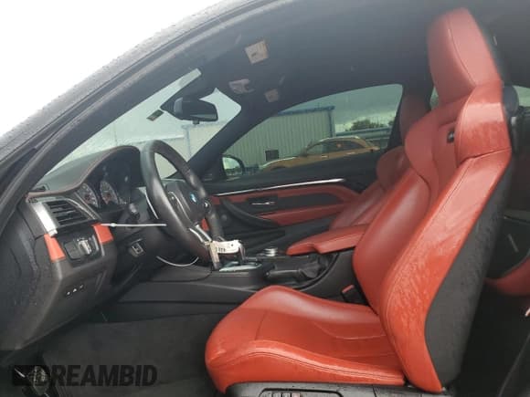 ✅ 2020 BMW M4 • VIN: WBS4Y9C02LAH83147 • Lot: 73558374. Listed on Copart with 55,111 mi. Free auction sales archive from the USA and detailed vehicle history report at DreamBid. Image 7.