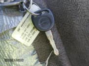 ✅ 2004 Chevrolet Silverado 1500 • VIN: 1GCEK14T94Z272056 • Lot: 43791051. Listed on IAAI with 170,973 mi. Free auction sales archive from the USA and detailed vehicle history report at DreamBid. Image 11.