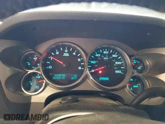 ✅ 2011 Chevrolet Silverado 1500 LT • VIN: 1GCRKSE3XBZ384772 • Lot: 76115054. Listed on Copart with 237,378 mi. Free auction sales archive from the USA and detailed vehicle history report at DreamBid. Image 9.