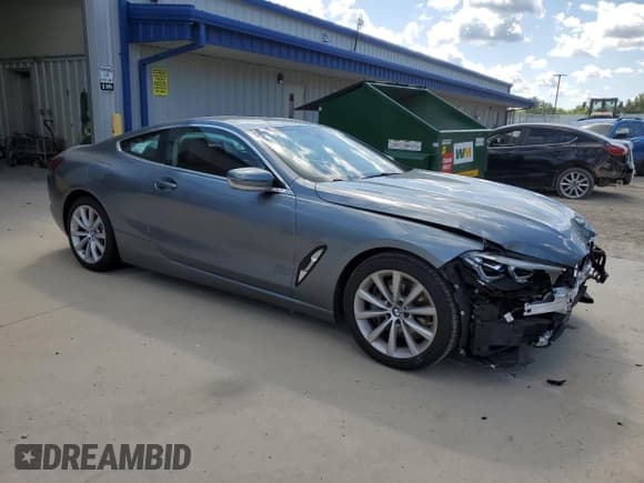 ✅ 2020 BMW 8 Series 840i • VIN: WBAAE2C03LCE09562 • Lot: 70054785. Wystawiony na Copart z przebiegiem Nie podano. Bezpłatny archiwum sprzedaży aukcyjnych z USA i szczegółowy raport historii pojazdu na DreamBid. Zdjęcie 4.