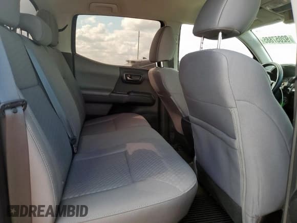 ✅ 2023 Toyota Tacoma SR • VIN: 3TYCZ5AN4PT153874 • Лот: 92057885. Опубликован ранее на Copart с пробегом 17 831 миль. Бесплатный доступ к архиву аукционных продаж из США и подробный отчёт об истории автомобиля на DreamBid. Изображение 10.