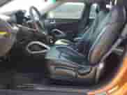 2013 Hyundai Veloster Turbo z VIN KMHTC6AE5DU166493, wystawiony jako Copart lot #81244455 z przebiegiem 116 148 mil mil oraz Szkoda całkowita • Salvage title. Historia ofert i sprzedaży dostępna na DreamBid. Obrazek 7.