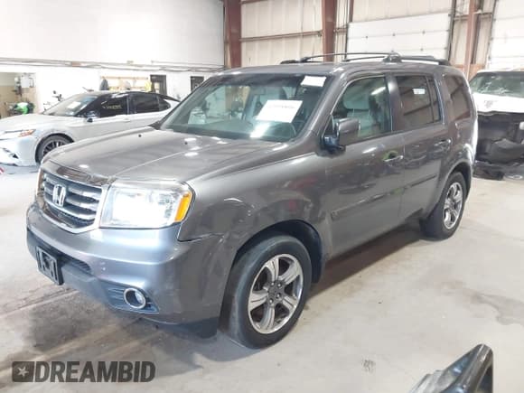 ✅ 2015 Honda Pilot SE • VIN: 5FNYF4H32FB046446 • Lot: 42995806. Listed on IAAI with 137,831 mi. Free auction sales archive from the USA and detailed vehicle history report at DreamBid. Image 2.