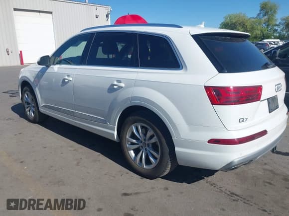 ✅ 2019 Audi Q7 Premium Plus • VIN: WA1LAAF72KD034421 • Lot: 42181886. Listed on IAAI with 46,512 mi. Free auction sales archive from the USA and detailed vehicle history report at DreamBid. Image 3.