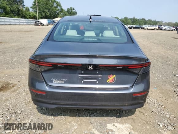 ✅ 2024 Honda Accord EX • VIN: 1HGCY1F3XRA021542 • Лот: 67682325. Опубликован ранее на Copart с пробегом 11 401 миль. Бесплатный доступ к архиву аукционных продаж из США и подробный отчёт об истории автомобиля на DreamBid. Изображение 6.
