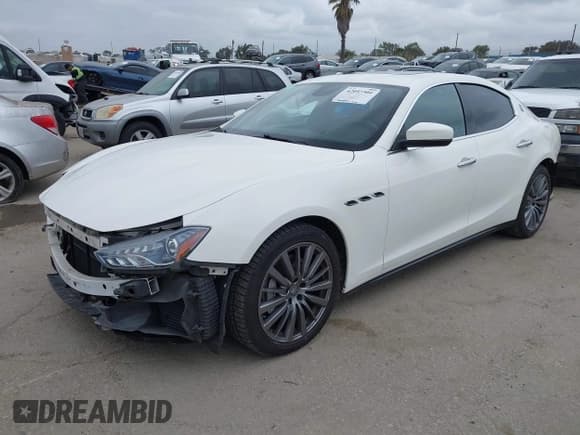 ✅ 2018 Maserati Ghibli • VIN: ZAM57XSA0J1305098 • Lot: 42057304. Wystawiony na IAAI z przebiegiem 38 077 mil. Bezpłatny archiwum sprzedaży aukcyjnych z USA i szczegółowy raport historii pojazdu na DreamBid. Zdjęcie 2.