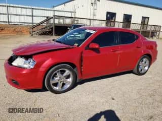 2014 Dodge Avenger SXT с VIN 1C3CDZCB4EN128128, выставлен на аукционе Copart как лот 82350235 с пробегом 119 469 миль миль и Списание • Salvage title. История ставок и продаж доступна на DreamBid. Изображение 1.