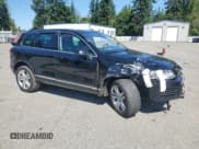 ✅ 2013 Volkswagen Touareg Sport • VIN: WVGEP9BP7DD013631 • Lot: 68361245. Listed on Copart with 183,881 mi. Free auction sales archive from the USA and detailed vehicle history report at DreamBid. Image 4.