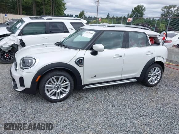 ✅ 2024 MINI Countryman Cooper S • VIN: WMZ83BR07R3S01625 • Lot: 42575154. Wystawiony na IAAI z przebiegiem 29 888 mil. Bezpłatny archiwum sprzedaży aukcyjnych z USA i szczegółowy raport historii pojazdu na DreamBid. Zdjęcie 15.