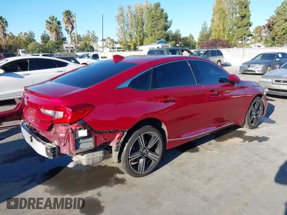 ✅ 2019 Honda Accord EX • VIN: 1HGCV1F46KA040239 • Лот: 43486847. Опубликован ранее на IAAI с пробегом 79 460 миль. Бесплатный доступ к архиву аукционных продаж из США и подробный отчёт об истории автомобиля на DreamBid. Изображение 4.